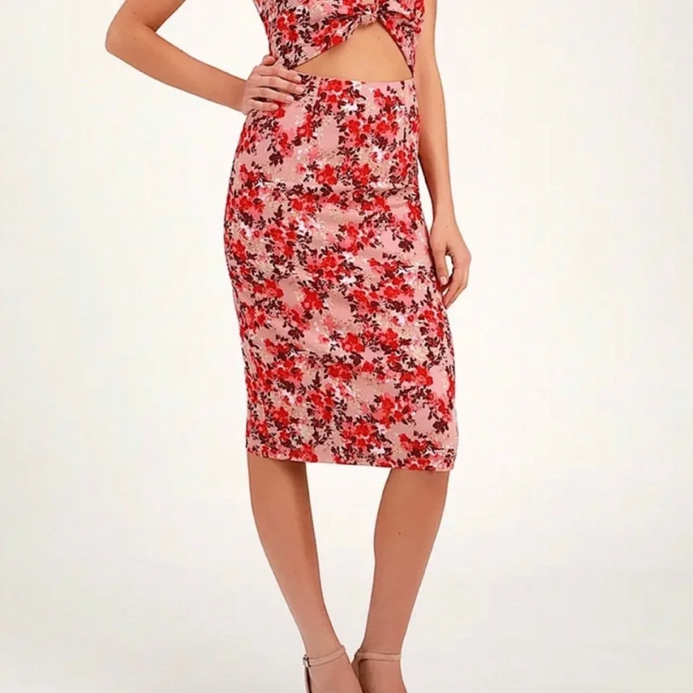 EUC! No flaws! Beautiful elegant summer dress - Picture 4 of 4